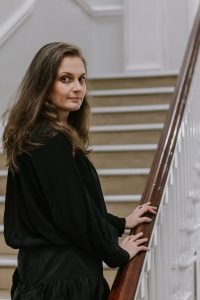 Aga Szot . Contatto. Photographed by Elena Cristofanon